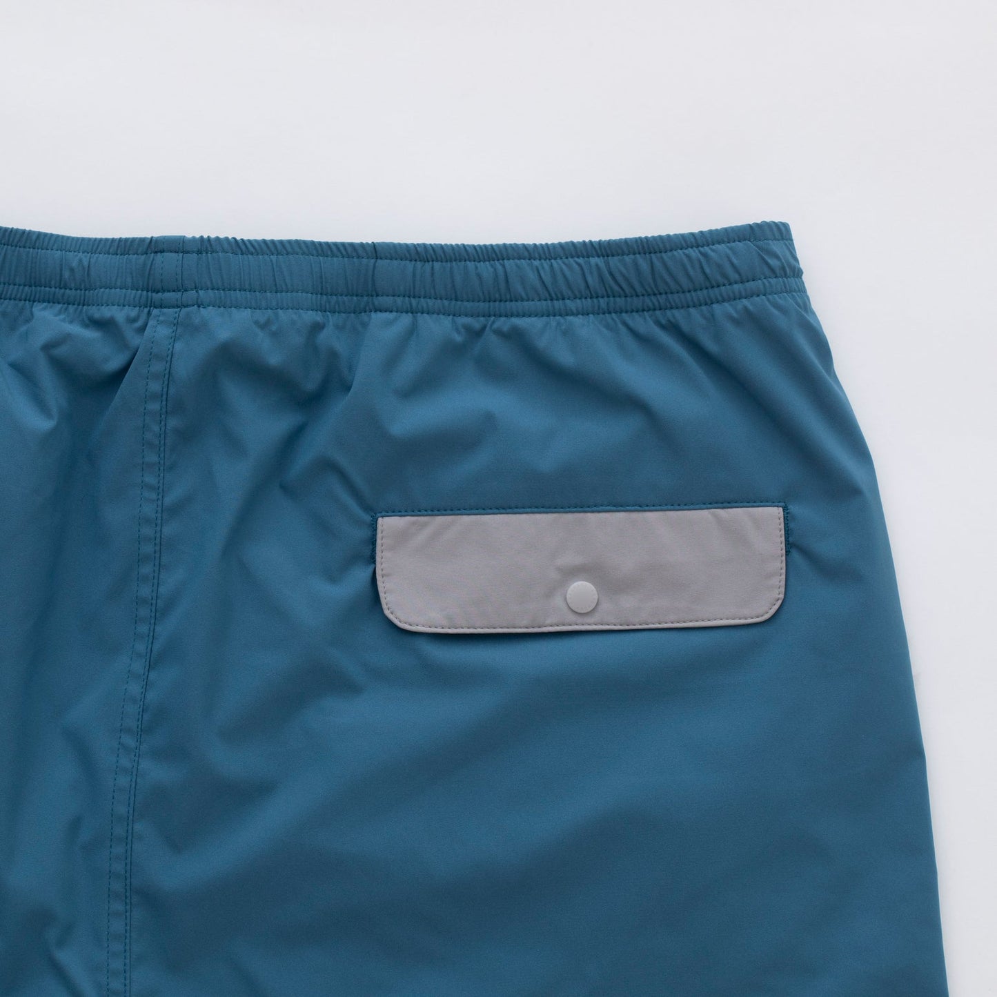 PAPERSKY WEAR Aprés Run ROUND SHORT