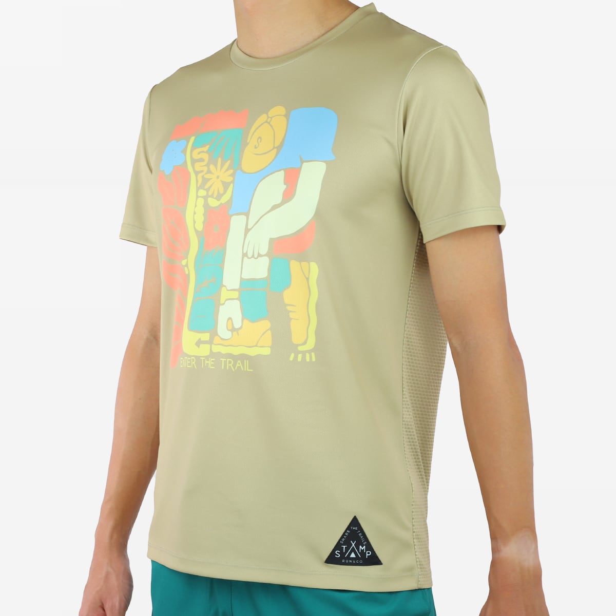 STAMP GRAPHIC RUN TEE (ENTER THE TRAIL)