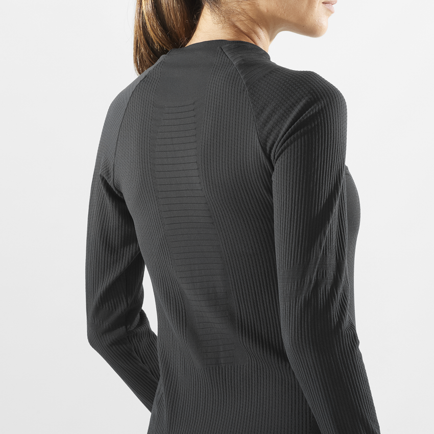 SALOMON ESSENTIAL SEAMLESS 女性用長袖ベースレイヤー