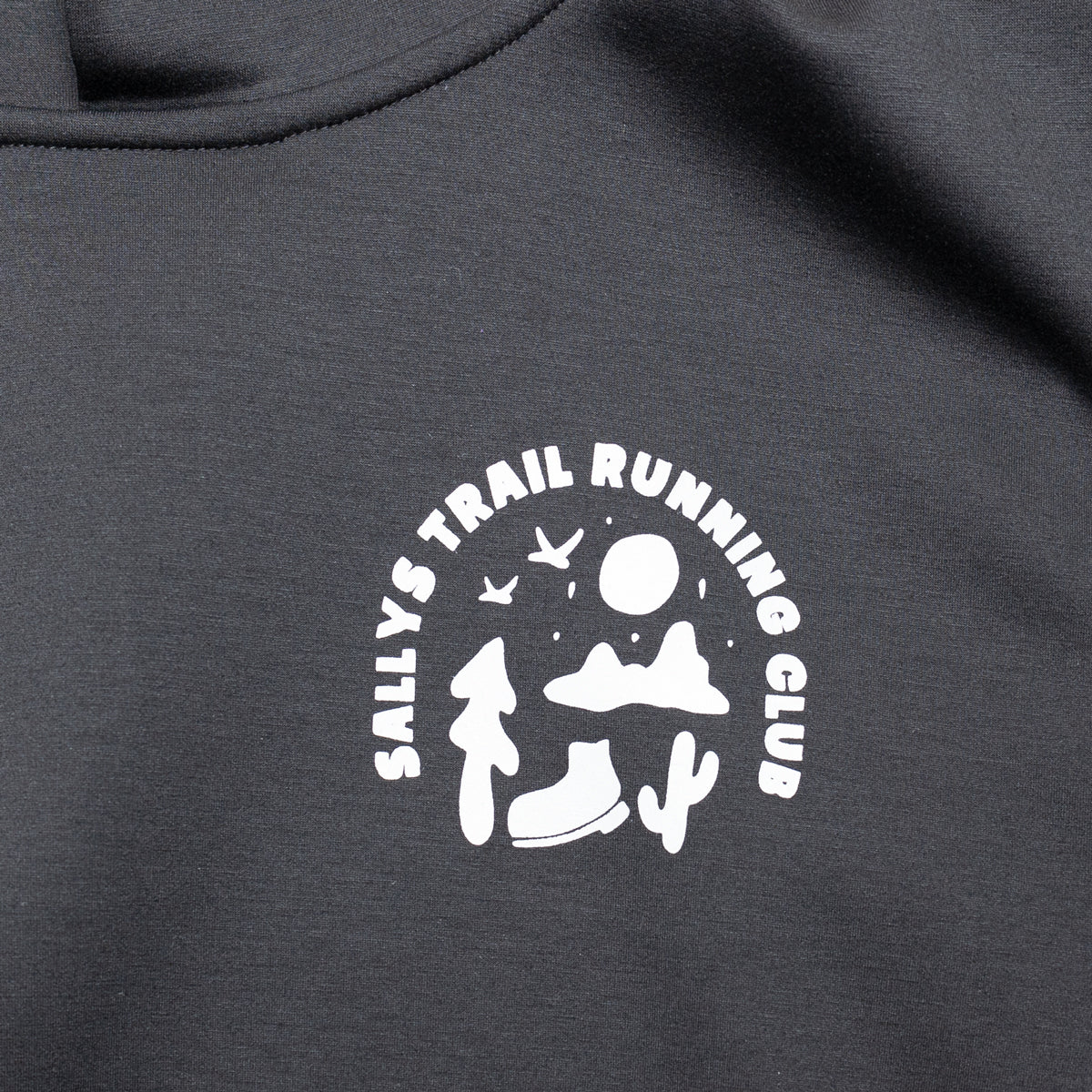 SALLYS TRAIL RUNNING CLUB プルオーバー パーカ