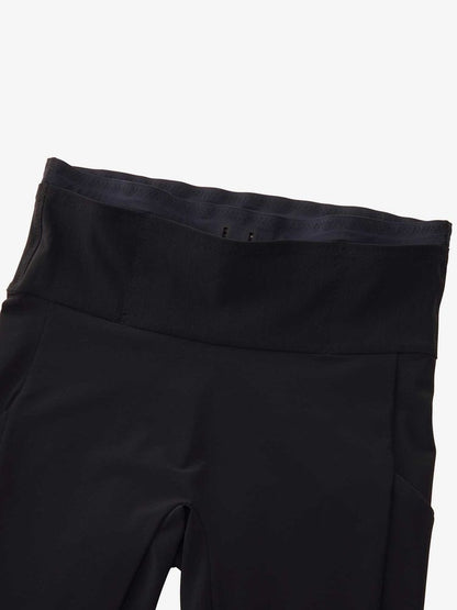 THE NORTH FACE インパルスショートタイツ（ユニセックス）