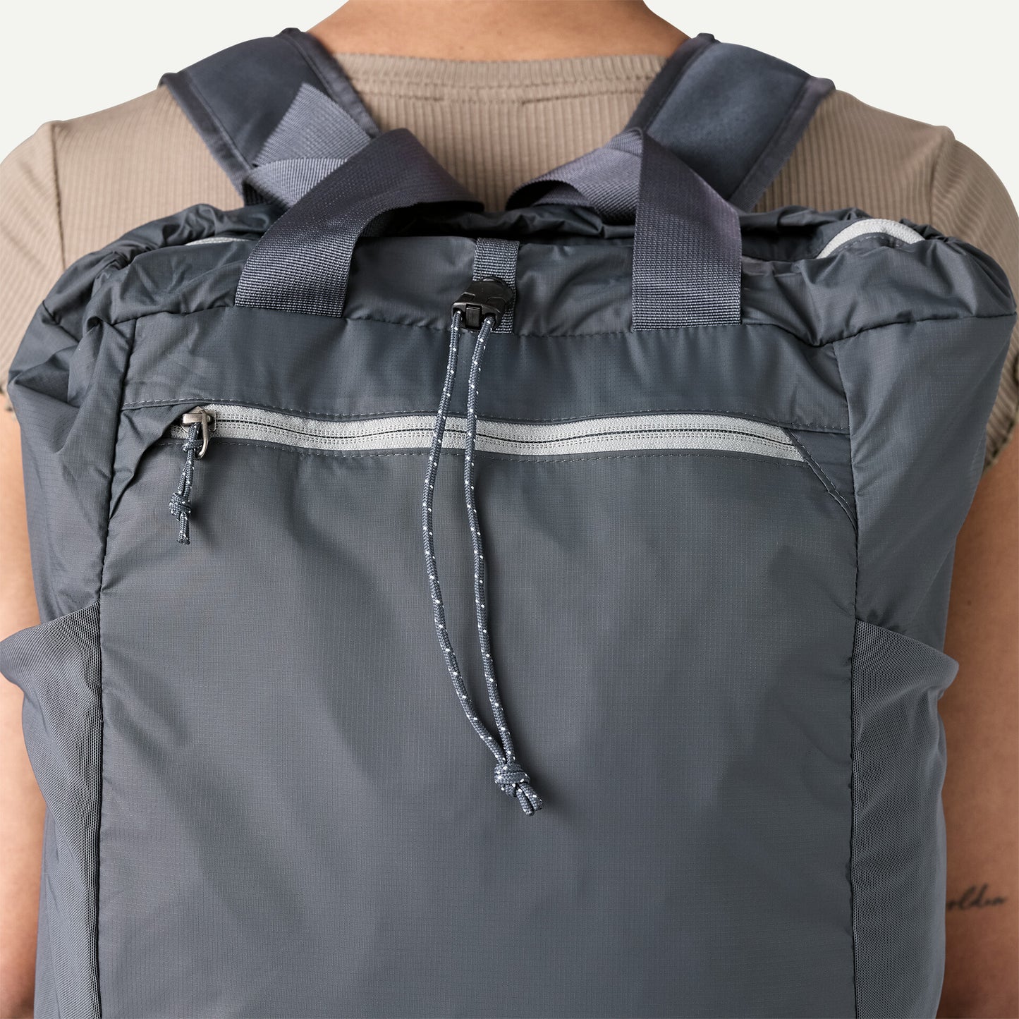 patagonia テラヴィア・トート・パック 24L