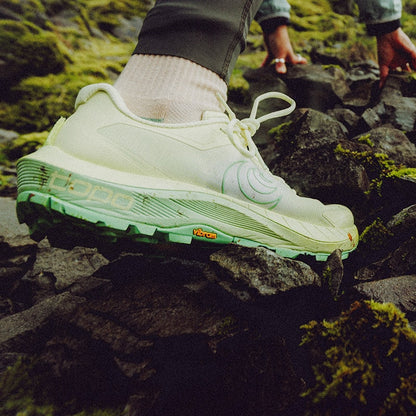 Topo Athletic MTN RACER 4【限定カラー】