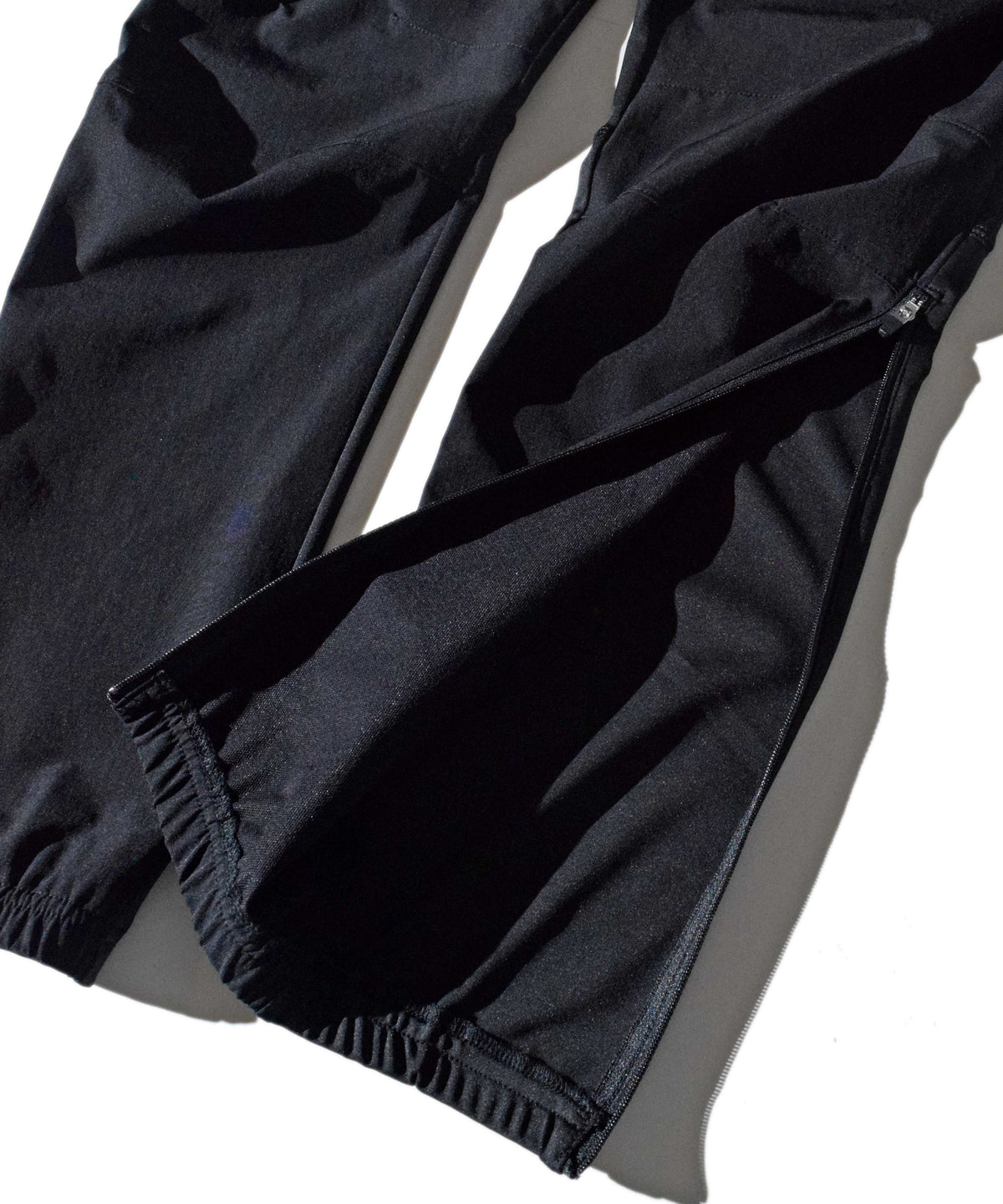 ELDORESO Ikangaa Pants(Black)