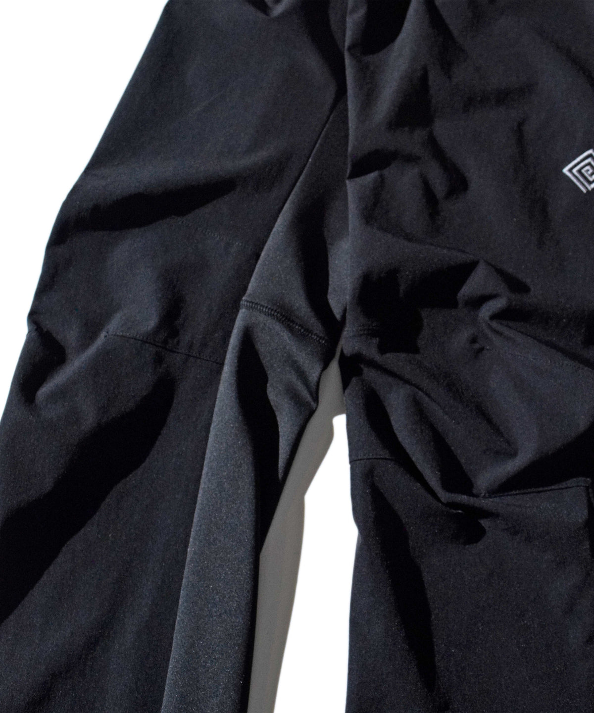 ELDORESO Ikangaa Pants(Black)