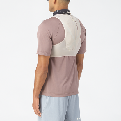 SALOMON GRVL SKIN 4 ユニセックス ランニングバッグ（フラスク付）
